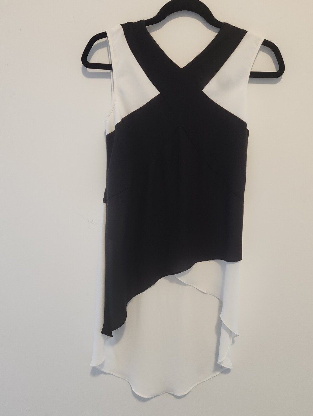 BCBGMaxAzria Black and White High-Low Sleeveless Top